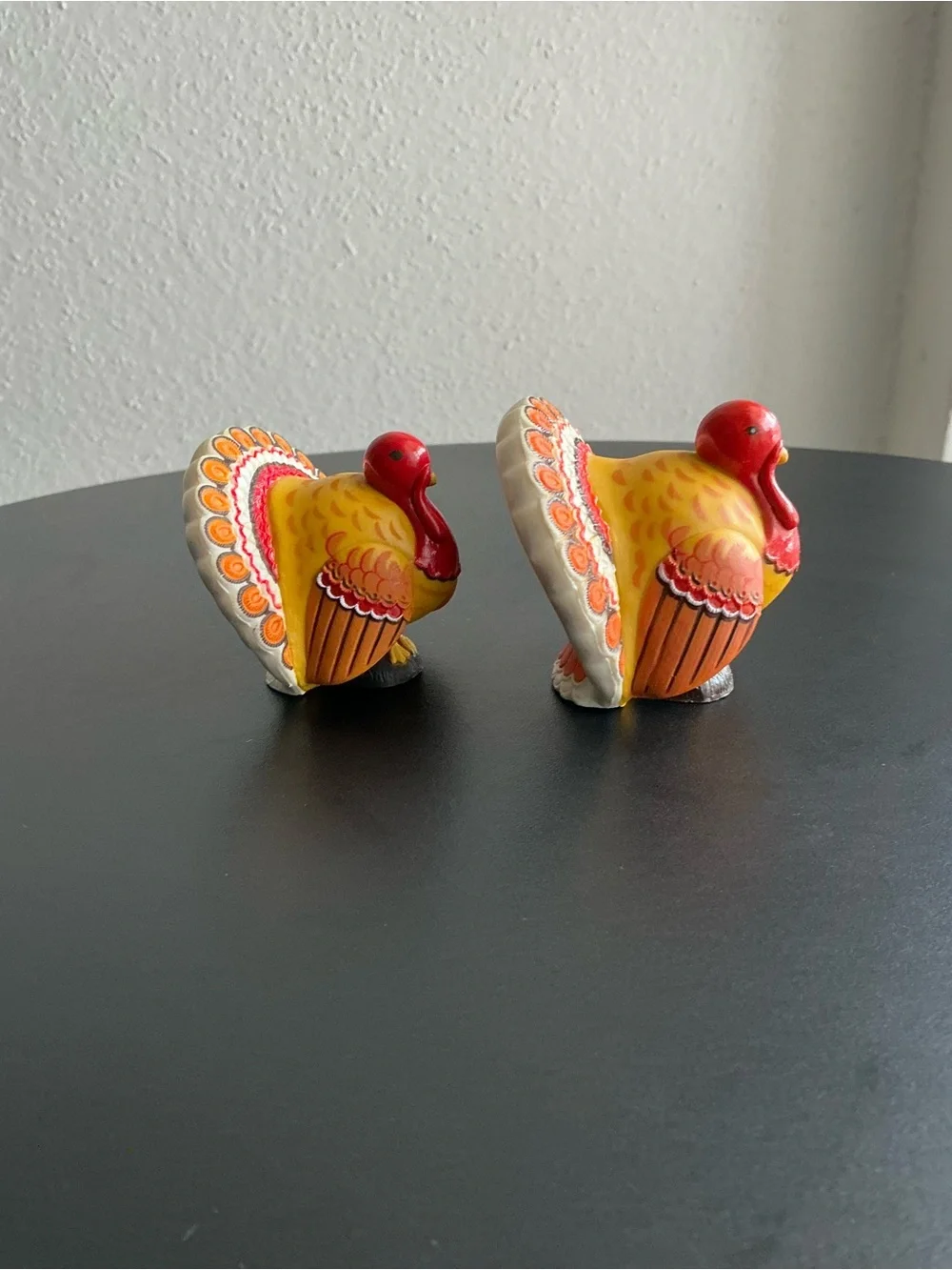 Hallmark Thanksgiving Turkey Figurines Set of 2, 3x2 Fall Décor 🦃🍂